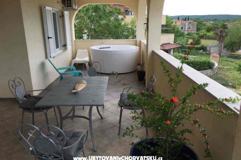 Apartments Malinska – photo 2