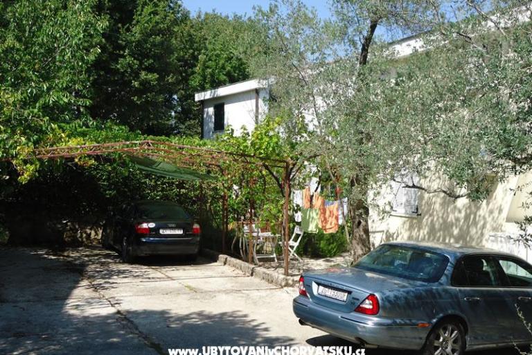 Apartments Pondeljak – photo 16