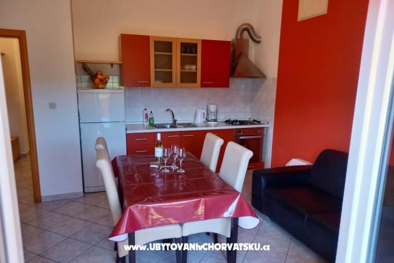 Apartm. Vlahinić Mirjana i Valerija – photo 16