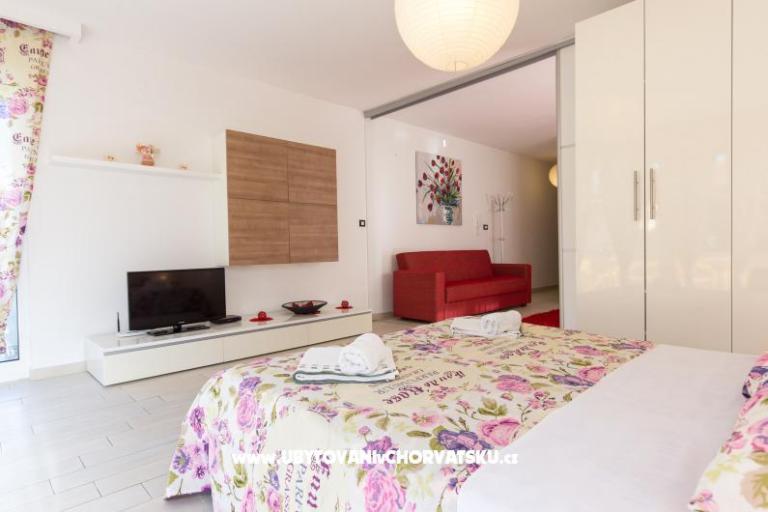 Apartments &amp; Rooms DDD2 – photo 4