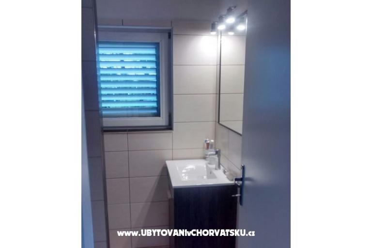 Apartment Elis – photo 6