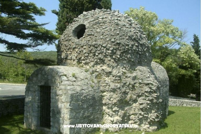 Apartments Karabaic – photo 12