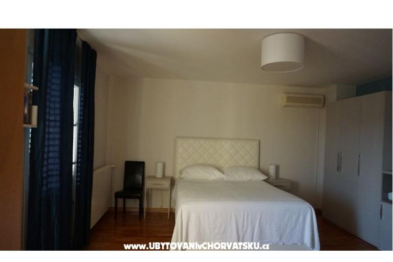Villa Mirela B&amp;B – photo 17