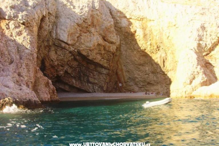 Apartment Mihael + free boat trip – photo 11