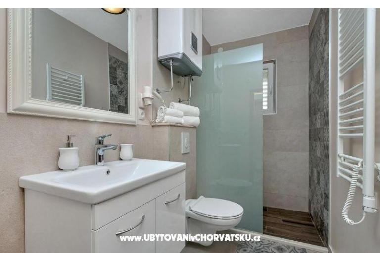 Apartments Garmaz – photo 8