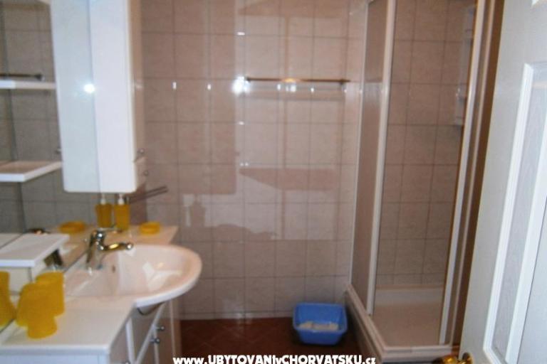 Apartments Julija – photo 9