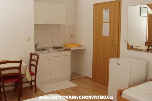 Apartments Oscar – photo 2