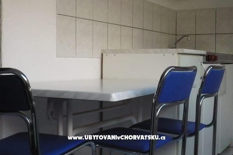 Apartments Ravlić – photo 8