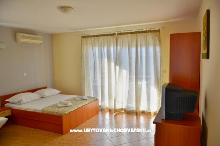 Apartments Vujcic – photo 17