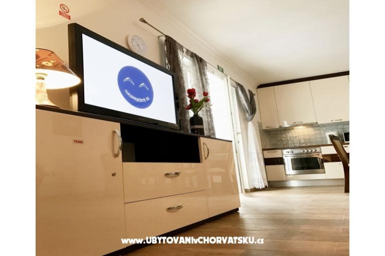 Apartment A4+2 near sea – photo 10