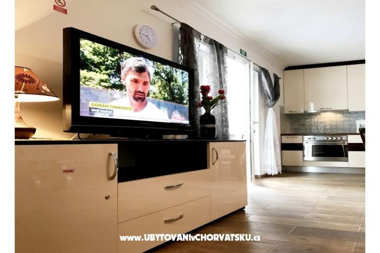 Apartment A4+2 near sea – photo 14
