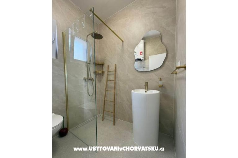 Apartment Lana – photo 11