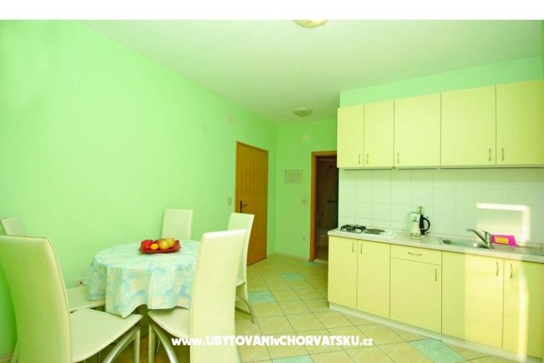 Apartments Makarska – photo 14