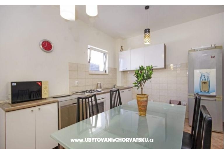 Apartments Makarska – photo 16