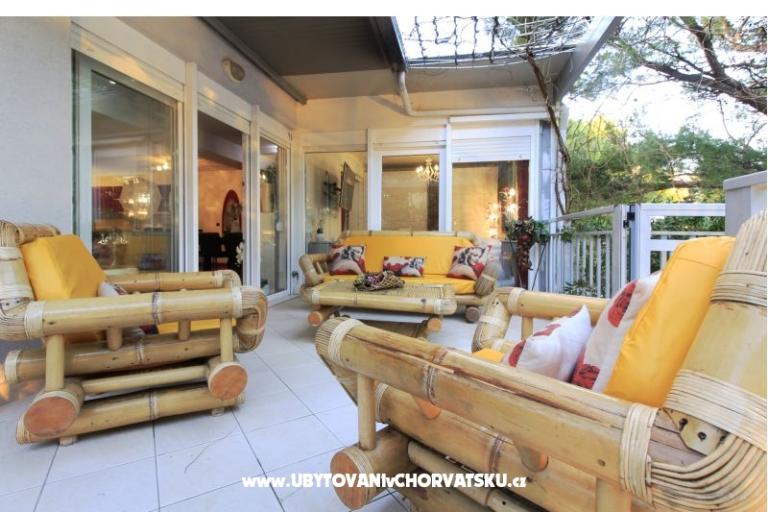 Apartments Romilda, by the beach – photo 18