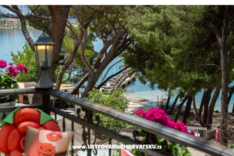 Apartments Romilda, by the beach – photo 20