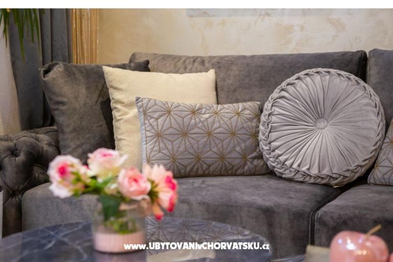 Apartments Romilda, by the beach – photo 28