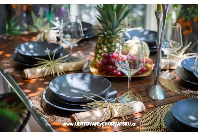 Apartments Romilda, by the beach – photo 42