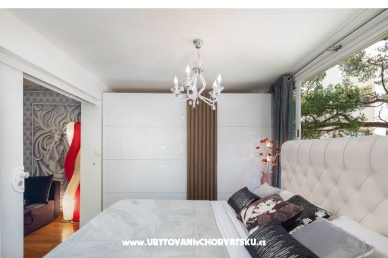 Apartments Romilda, by the beach – photo 5