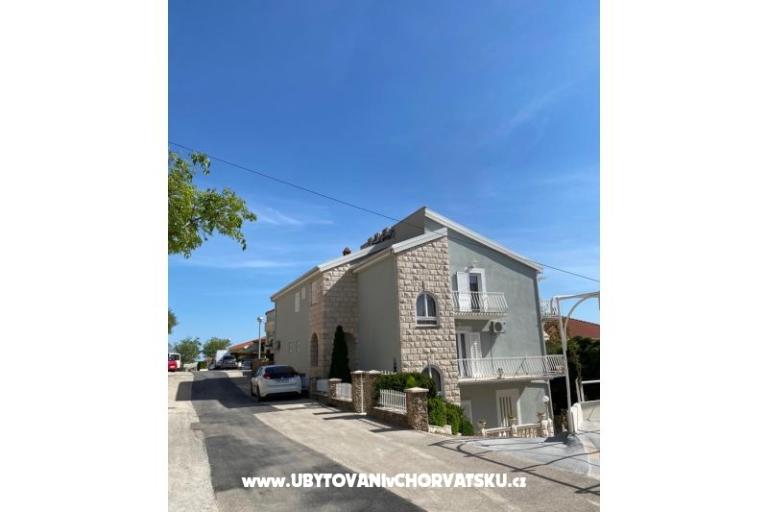 Apartments VUKOVIĆ Makarska *** – photo 2