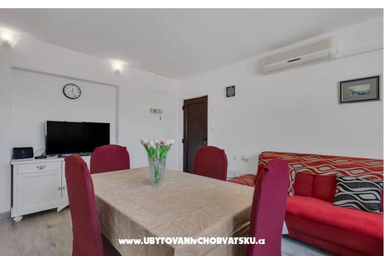 City View Apartment – photo 6