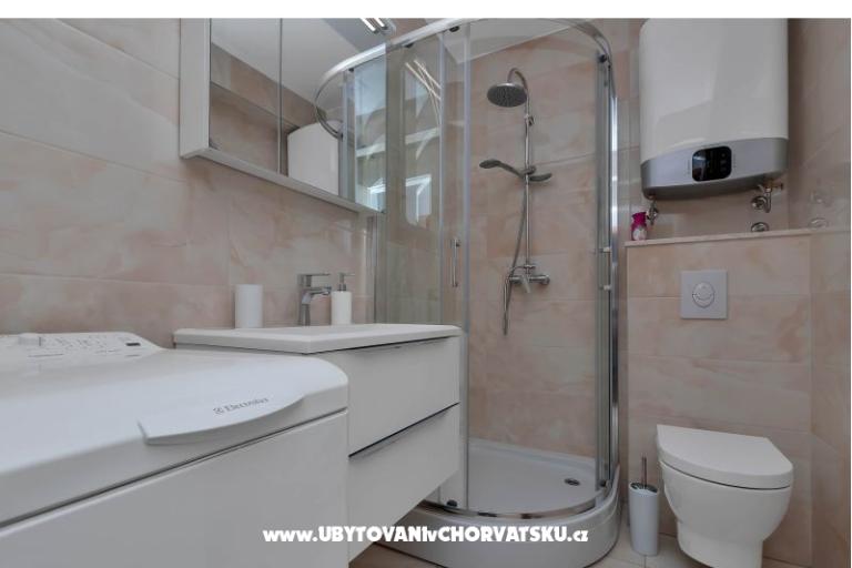 Ivan Sea View Apartment – photo 19
