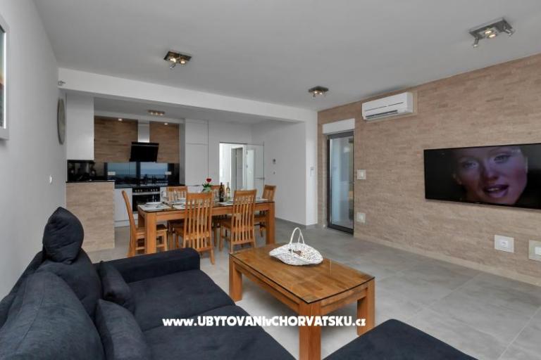 Luxury Apartments + beach parking – photo 5