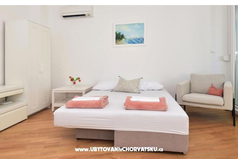 Sunshine Apartment Makarska – photo 13