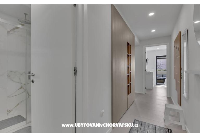 toDalmatia Seafront Apartment – photo 12