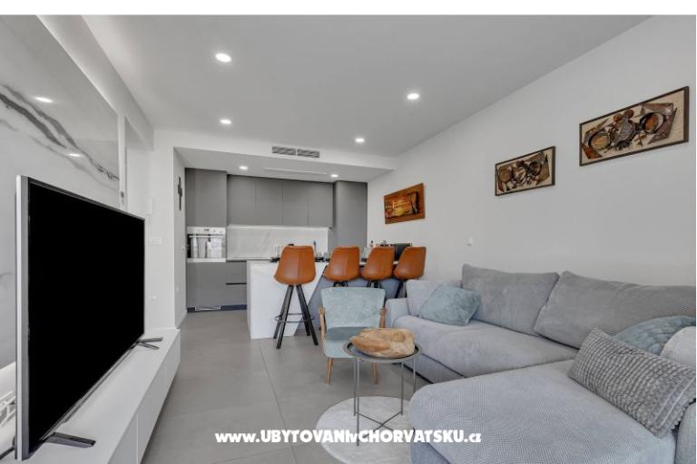 toDalmatia Seafront Apartment – photo 8