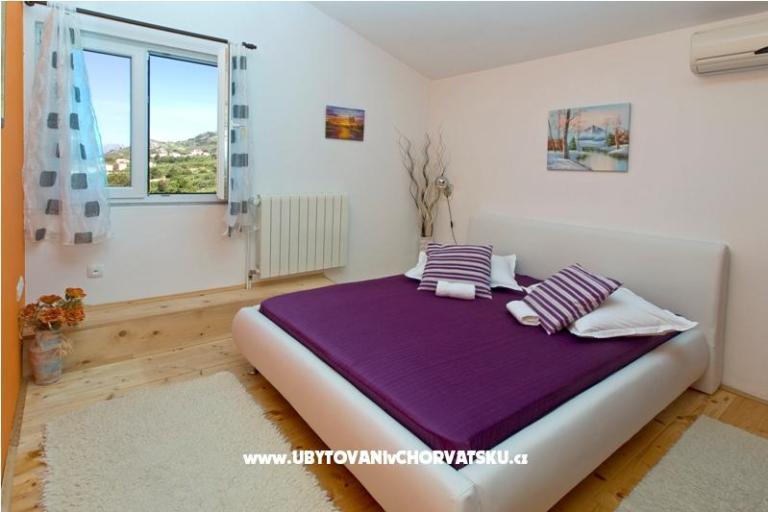 De Lux Apartments-SWIMMING POOL – photo 2