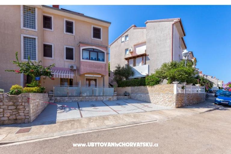Apartments Ola – photo 5