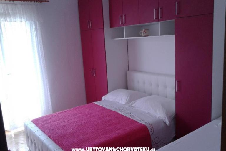 Apartments Jelaska – photo 4