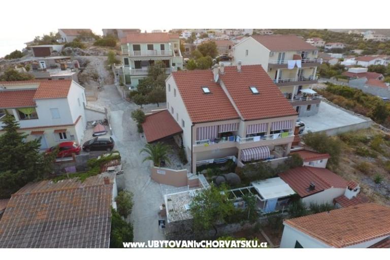 Apartments Mikulić Sevid – photo 11