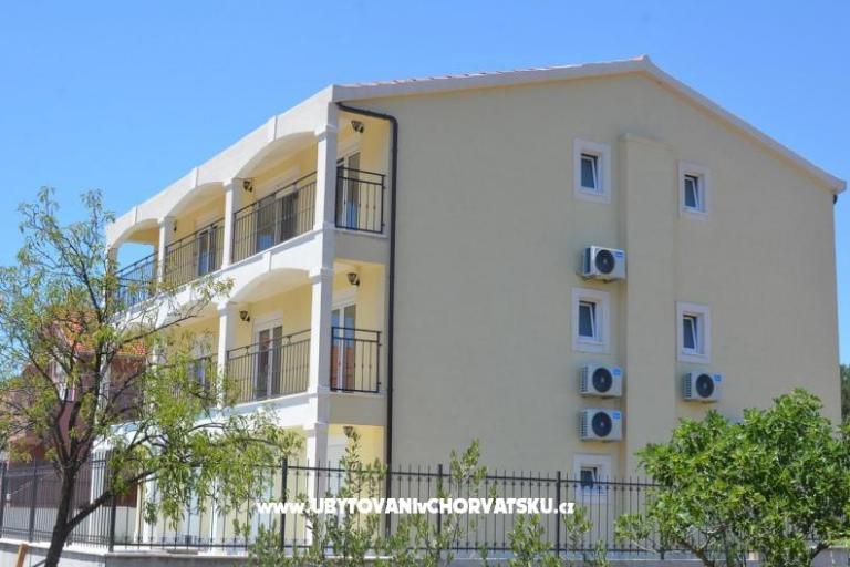 Apartments Neli – photo 2