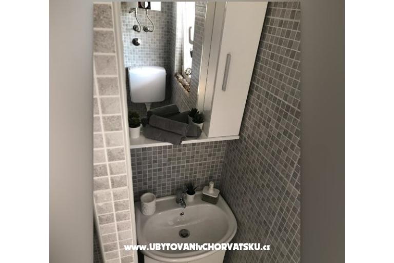Apartments Sea Star Ivana – photo 4