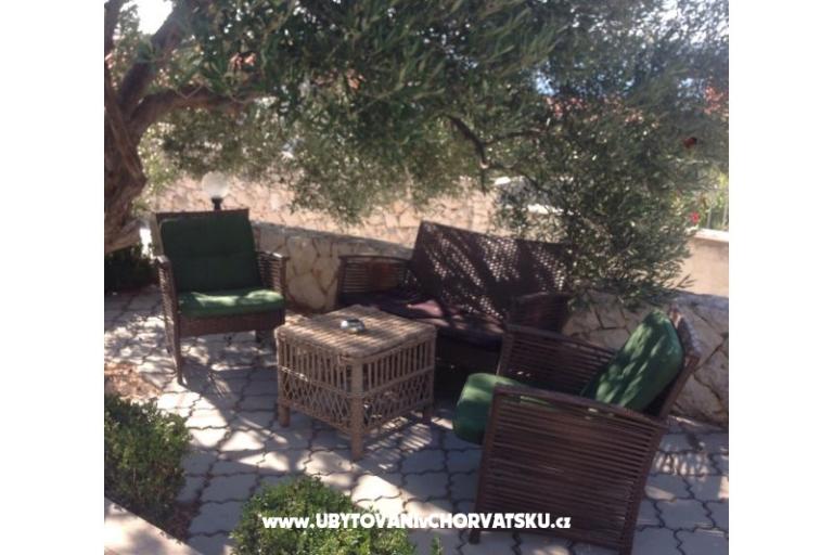 Apartments Villa MANDINA with pool – photo 18