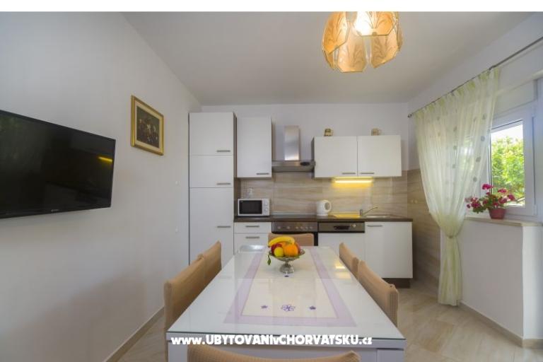 Apartments Kuvek – photo 18