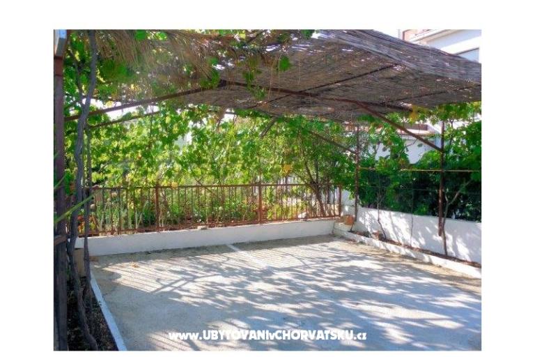 Luka Tadic Apartments – photo 11