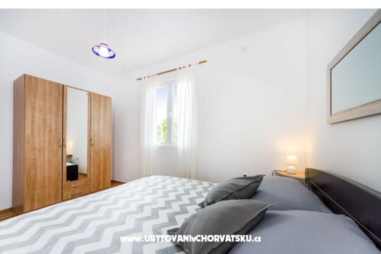 Apartments Maia Lena – photo 2