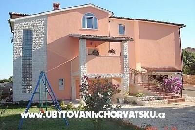 Apartment Maretic – photo 2
