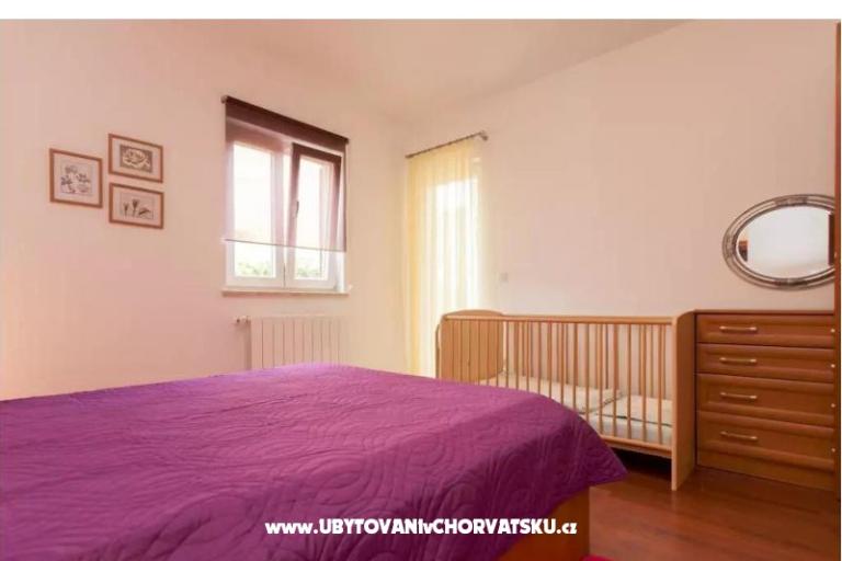 Apartment Oliva D1 with pool – photo 6