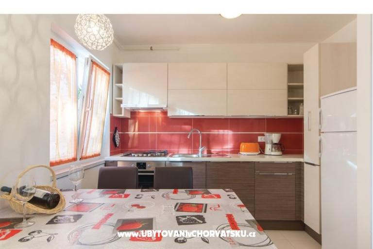 Apartments Mirjana – photo 16