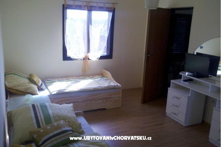 Apartment Mutica – photo 2