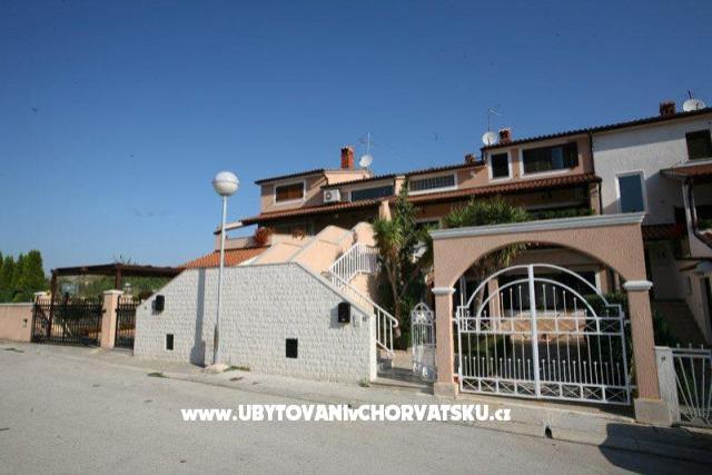Apartment Diana – photo 2