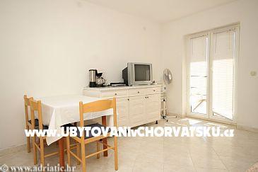 Apartments  Andjela  Ližnjan – photo 13