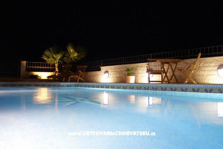 Apartments Flora – photo 2