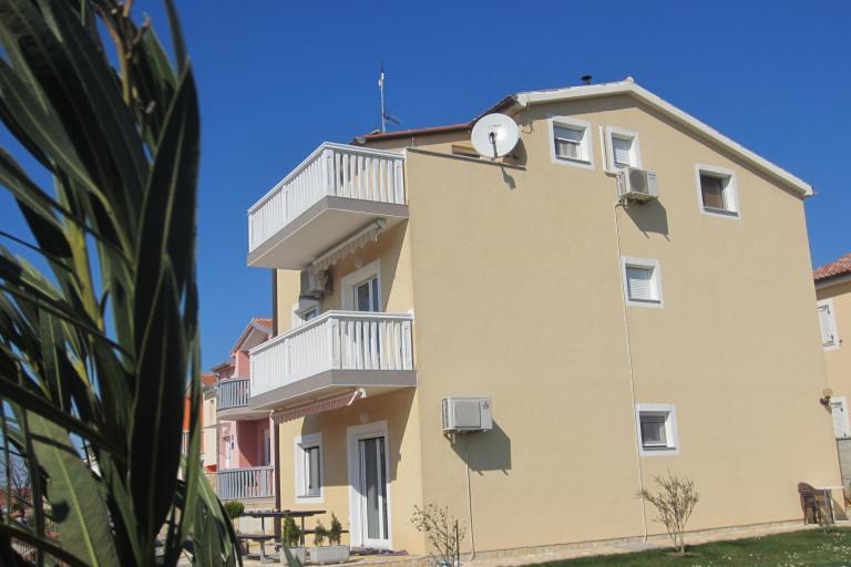 Apartments Sara – photo 2