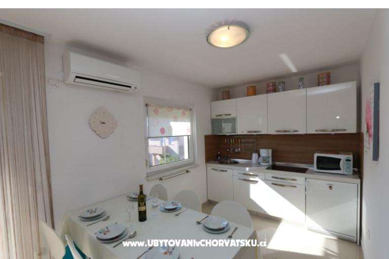 Apartments Sara – photo 7