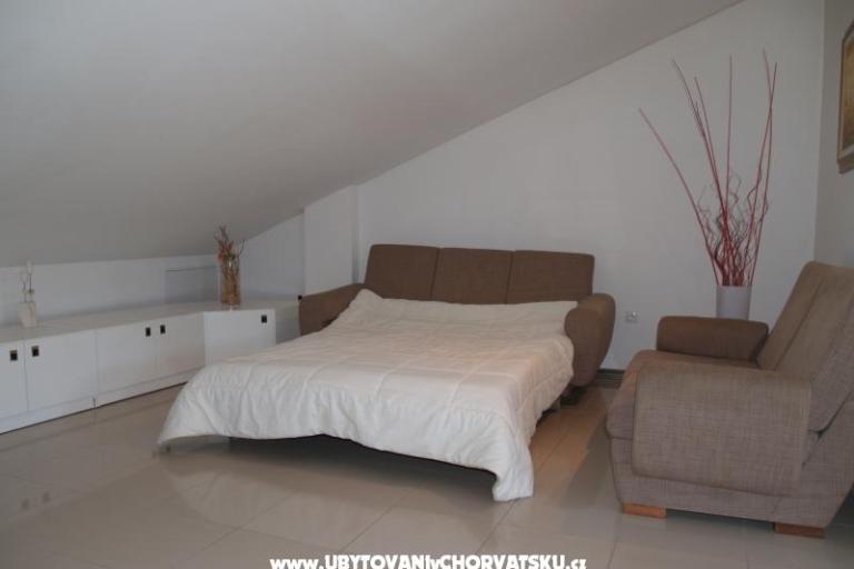 Comtemporary Apartment – photo 4